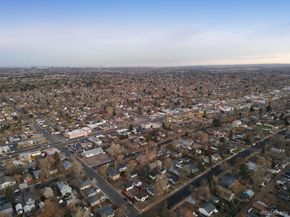 Undisclosed Address #1712388, Englewood CO 80110