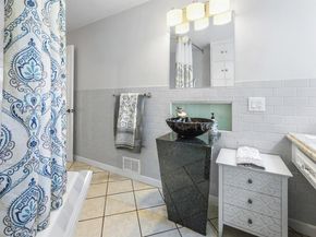 2910 Locust Street, Denver CO 80207