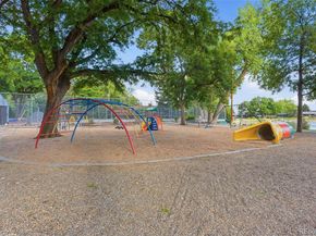 Undisclosed Address #1953048, Denver CO 80219