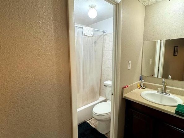 Undisclosed Address #1523156, Denver CO 80247
