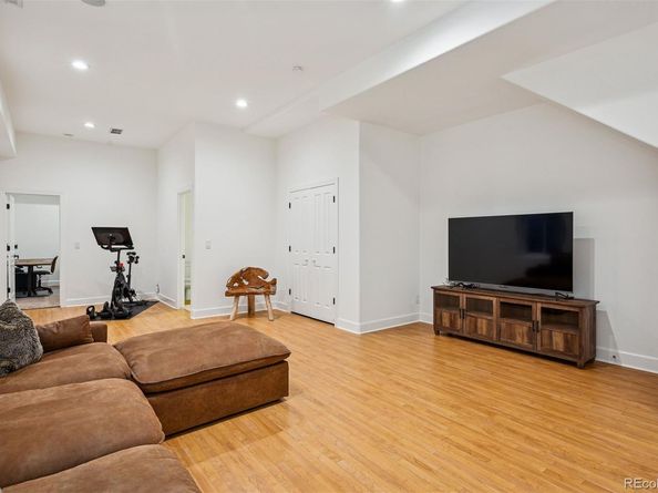 1960 S Sherman Street, Denver CO 80210