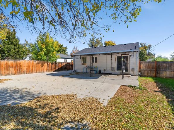 915 Yates Street, Denver CO 80204