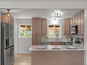 980 E Briarwood Circle, Centennial CO 80122