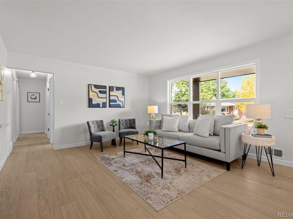 980 E Briarwood Circle, Centennial CO 80122