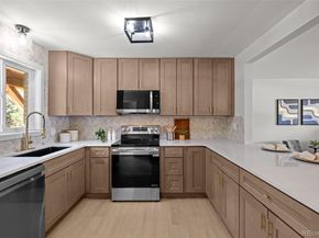 980 E Briarwood Circle, Centennial CO 80122