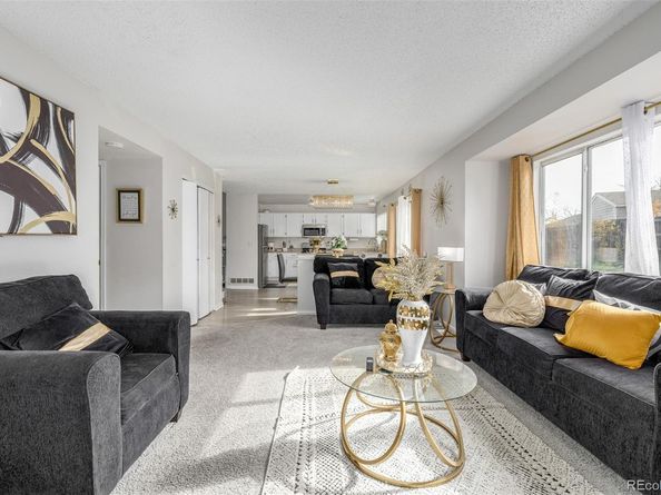 2884 S Salida Court, Aurora CO 80013