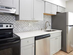 7050 W Cedar Avenue 212, Lakewood CO 80226