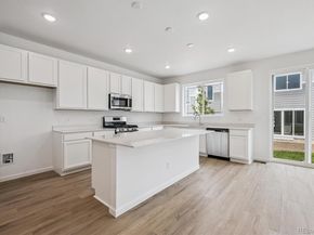 6596 N Nepal Street, Aurora CO 80019