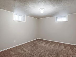 2922 W 39th Avenue, Denver CO 80211