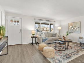 952 S Garland Way, Lakewood CO 80226