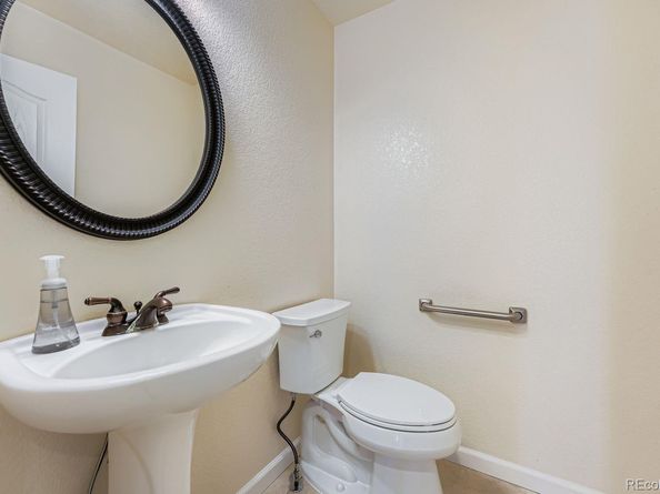 22754 E Rowland Drive, Aurora CO 80016