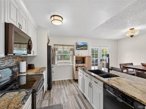 1847 S Yampa Way, Aurora CO 80017