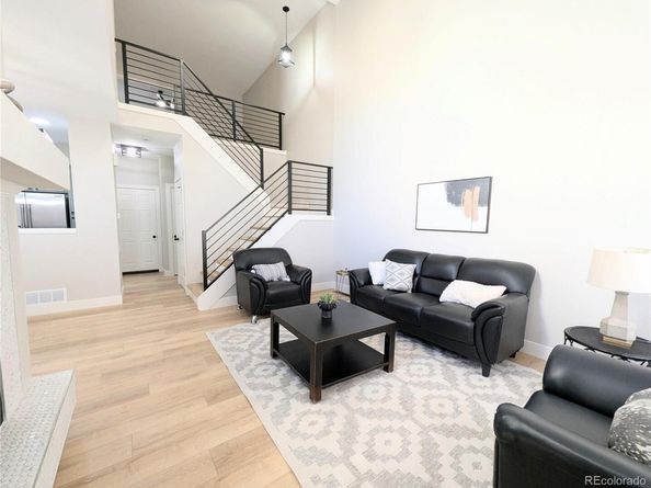 2906 W Long Circle B, Littleton CO 80120