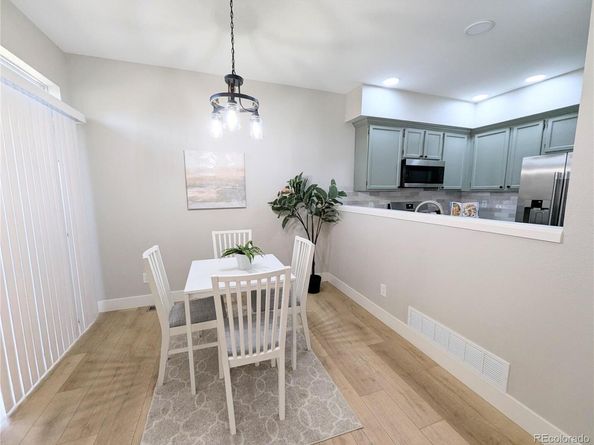 2906 W Long Circle B, Littleton CO 80120