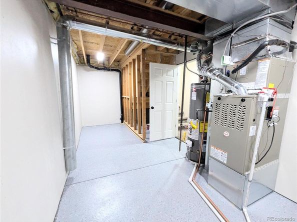 2906 W Long Circle B, Littleton CO 80120