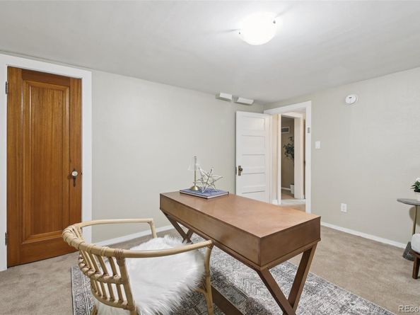 1325 N Monaco Parkway, Denver CO 80220