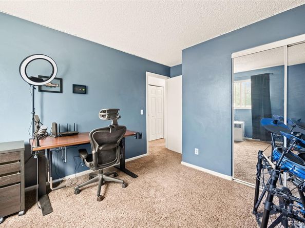 Undisclosed Address #7382424, Aurora CO 80015