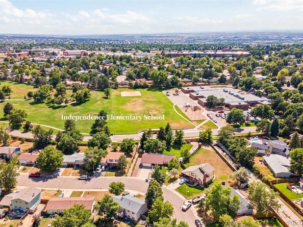 Undisclosed Address #7382424, Aurora CO 80015