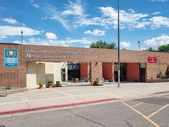 Undisclosed Address #7382424, Aurora CO 80015