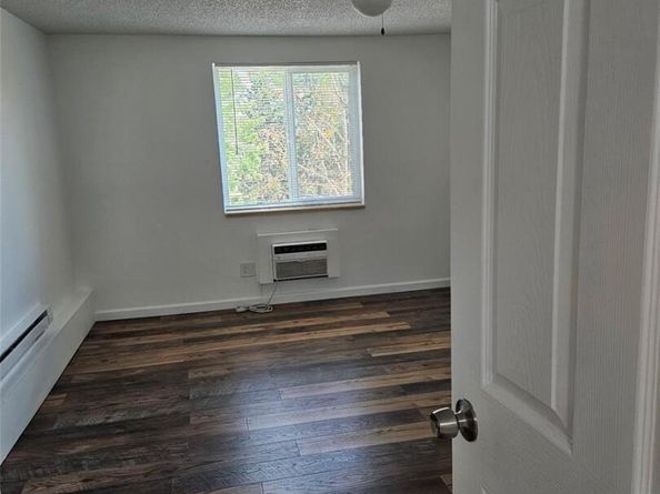 1304 S Parker Road 13, Denver CO 80231