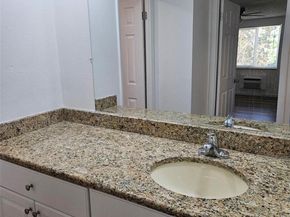 1304 S Parker Road 13, Denver CO 80231