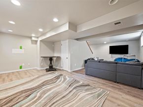 881 S Memphis Way, Aurora CO 80017