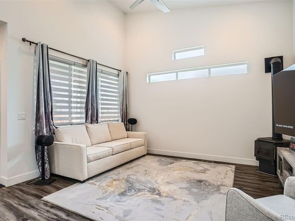Undisclosed Address #7046616, Denver CO 80238