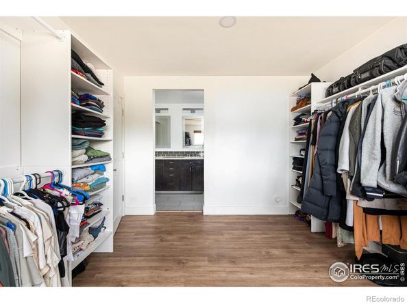 2250 N Monaco Parkway, Denver CO 80207