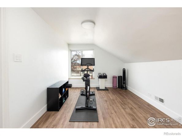2250 N Monaco Parkway, Denver CO 80207