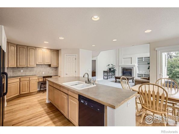 2215 Parkview Drive, Longmont CO 80504