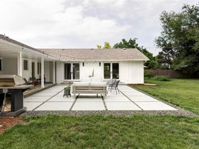 960 Crescent Drive, Boulder CO 80303