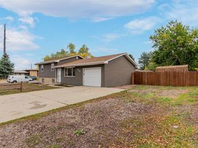 930 Oak Street, Lakewood CO 80215