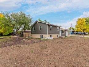 930 Oak Street, Lakewood CO 80215