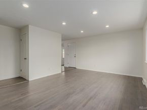 930 Oak Street, Lakewood CO 80215