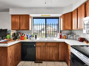 1050 S Monaco Parkway 114, Denver CO 80224