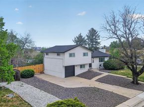 Undisclosed Address #5633382, Aurora CO 80011
