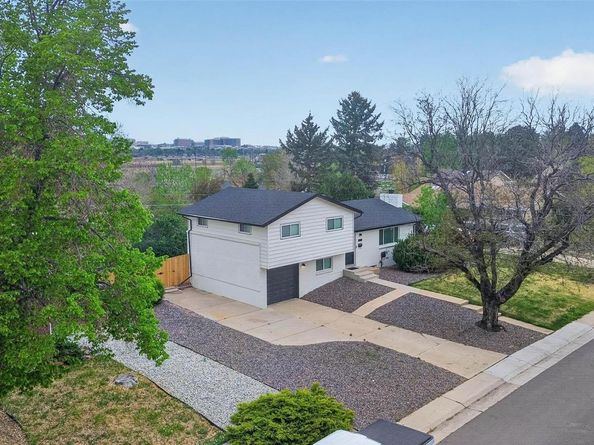 Undisclosed Address #5633382, Aurora CO 80011