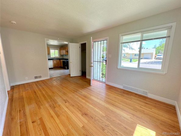 891 Lansing Street, Aurora CO 80010