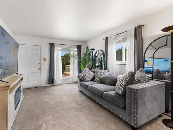 Undisclosed Address #5853630, Aurora CO 80011