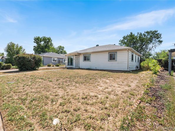 Undisclosed Address #5853630, Aurora CO 80011