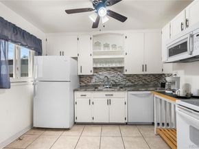 Undisclosed Address #5853630, Aurora CO 80011