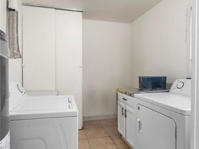 Undisclosed Address #5853630, Aurora CO 80011