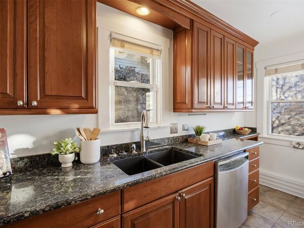1901 S Lincoln Street, Denver CO 80210