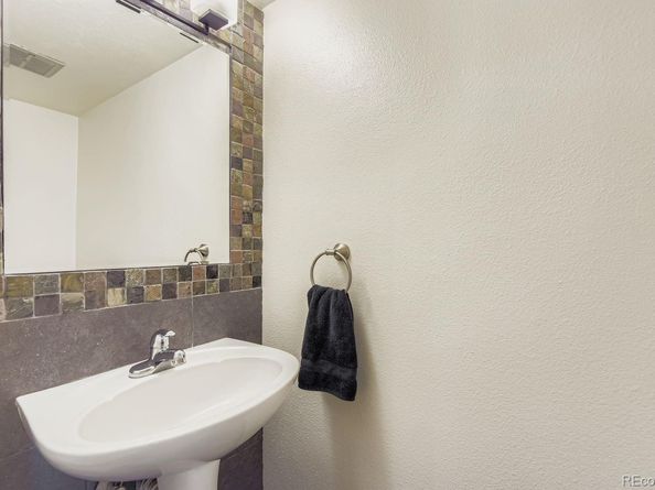 5630 S Lansing Way, Englewood CO 80111