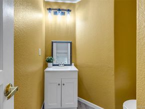 2247 S Pitkin Way C, Aurora CO 80013
