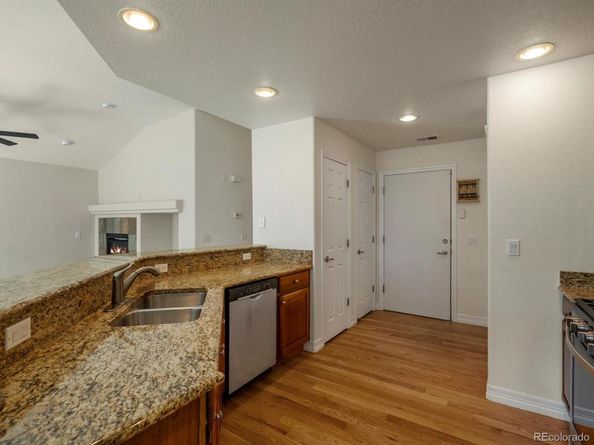 7633 S Addison Way, Aurora CO 80016
