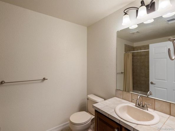 7633 S Addison Way, Aurora CO 80016