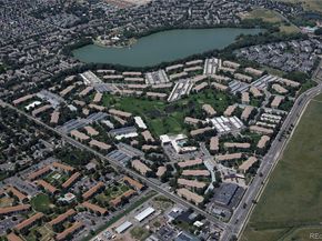 665 S Clinton Street 14A, Denver CO 80247