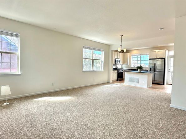 7482 E 7th Avenue 19, Denver CO 80230