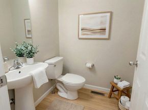 7482 E 7th Avenue 19, Denver CO 80230